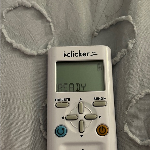 iClicker 2 Student Remote - Picture 2 of 4